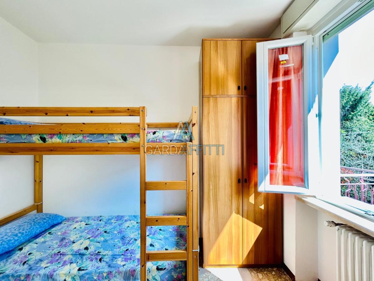 Ares Apartment - Vicino Al Lago Di Garda E Alla Stazione Treno Desenzano del Garda Exteriör bild