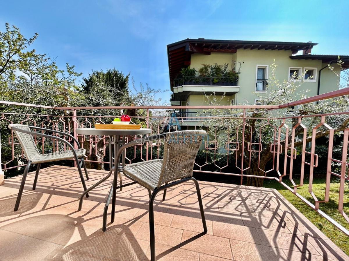 Ares Apartment - Vicino Al Lago Di Garda E Alla Stazione Treno Desenzano del Garda Exteriör bild
